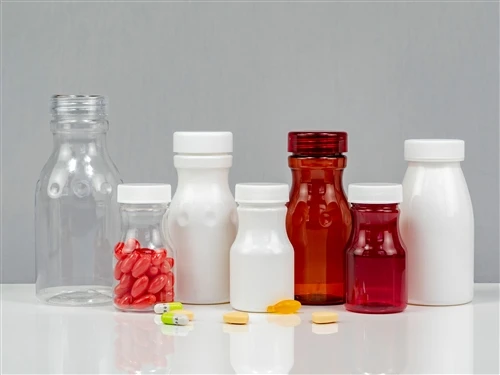 Kādus dzērienu zīmolus bieži neievēro, izvēloties plastmasas pudeles